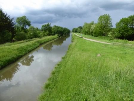 Canal latéral à la Loire