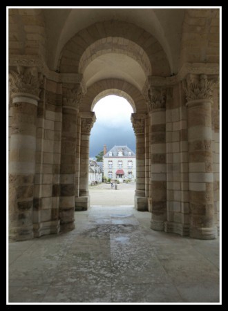 Abbaye bénédictine romane  de Fleury