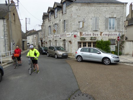 Vendredi 3 juin , départ de Beaugency